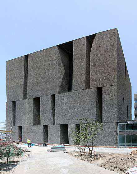 alejandro-aravena-novartis-01_0